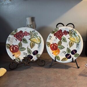 Oneida Fruit Motif Dinnerware Set - Multicolor